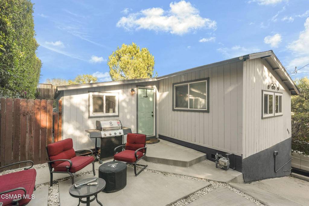 Simi Valley, CA 93063,6179 Junipero ST
