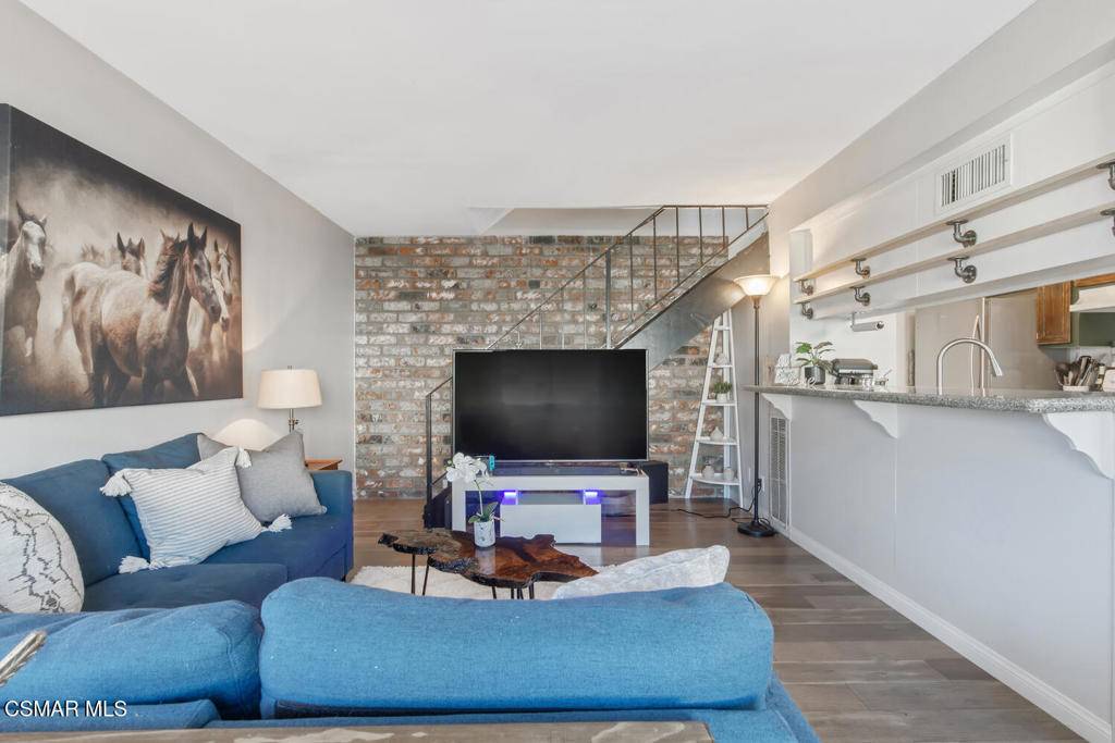 Newbury Park, CA 91320,646 Avenida De La Plata