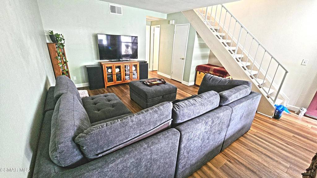 Thousand Oaks, CA 91362,232 Gazania CT