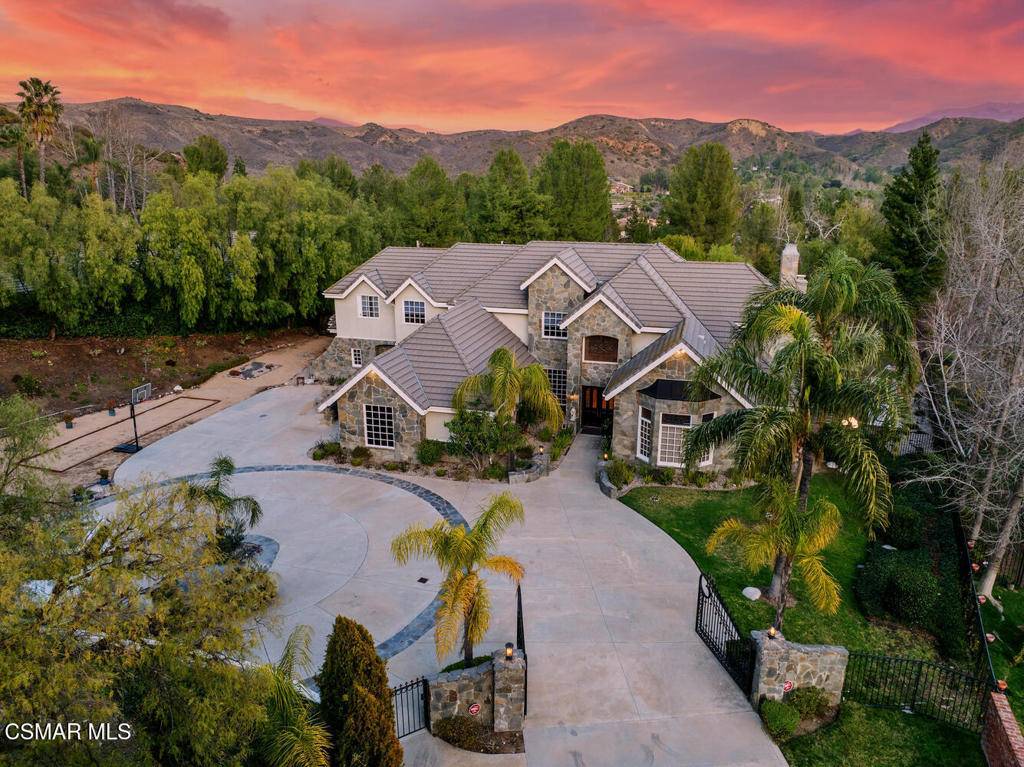 Agoura Hills, CA 91301,3840 Castle View