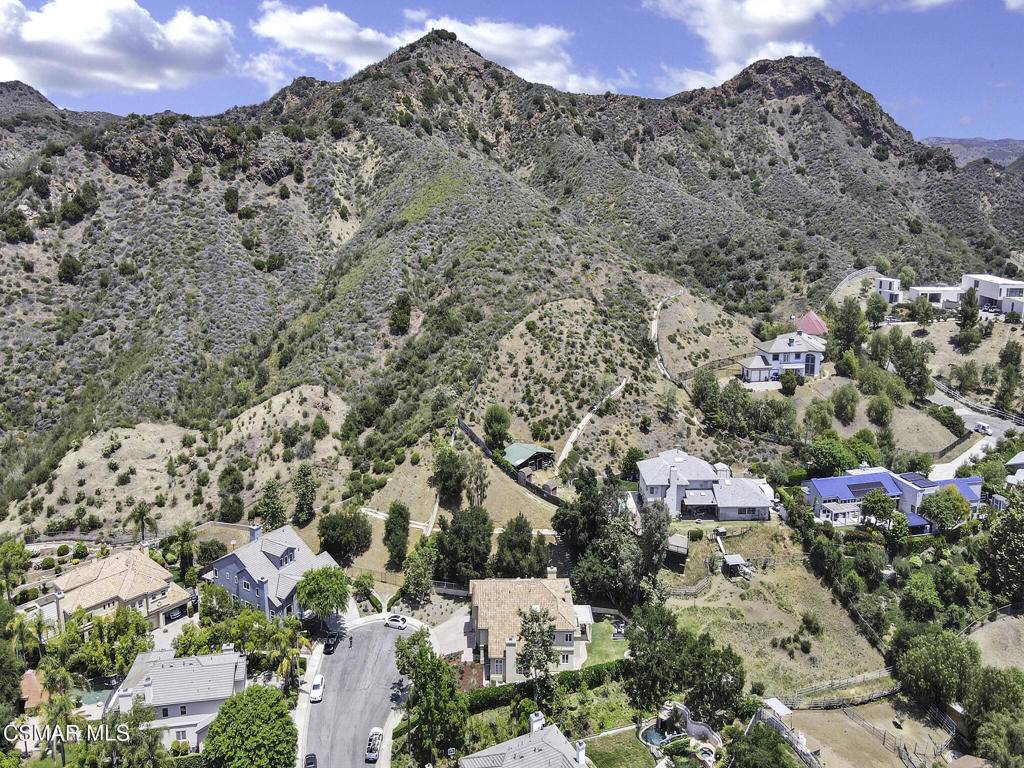 Agoura Hills, CA 91301,29804 Westhaven DR