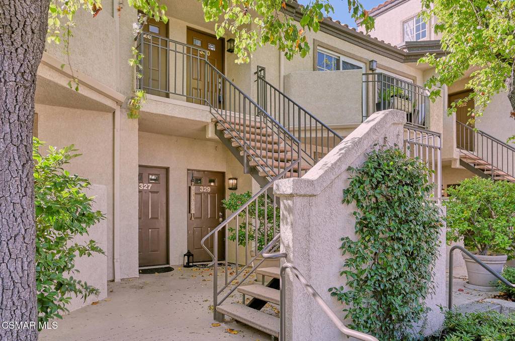 Valencia, CA 91355,24145 Del Monte DR #330