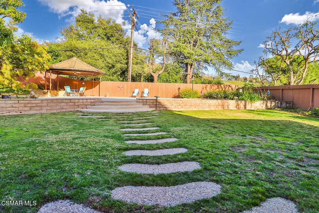Calabasas, CA 91301,5260 Edgeware DR
