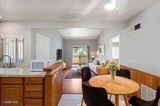 Simi Valley, CA 93063,4569 Alamo ST #E