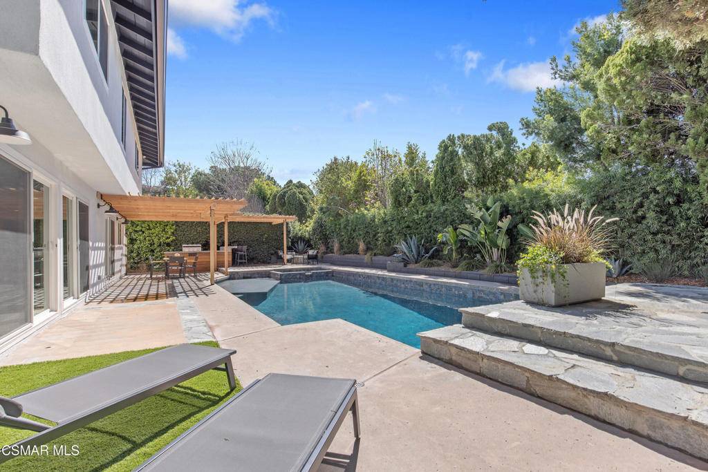 Westlake Village, CA 91361,1393 Oldbury PL