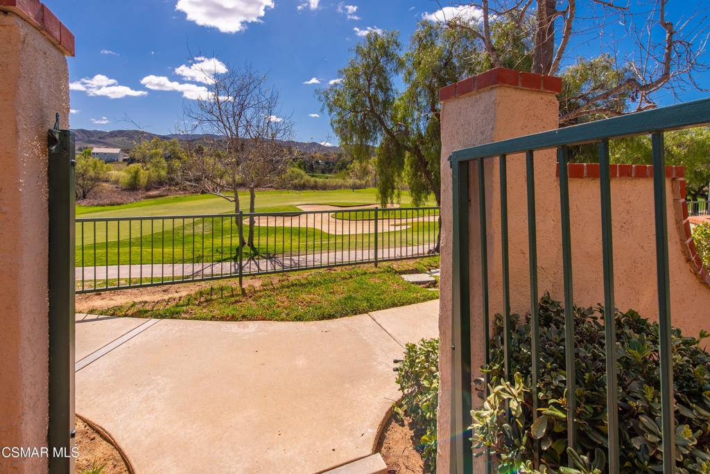 Simi Valley, CA 93065,422 Country Club DR #B