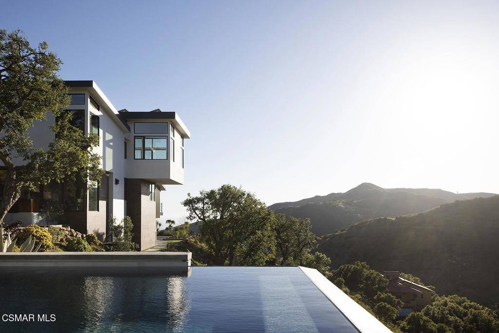 Malibu, CA 90265,12530 Stagecoach RD