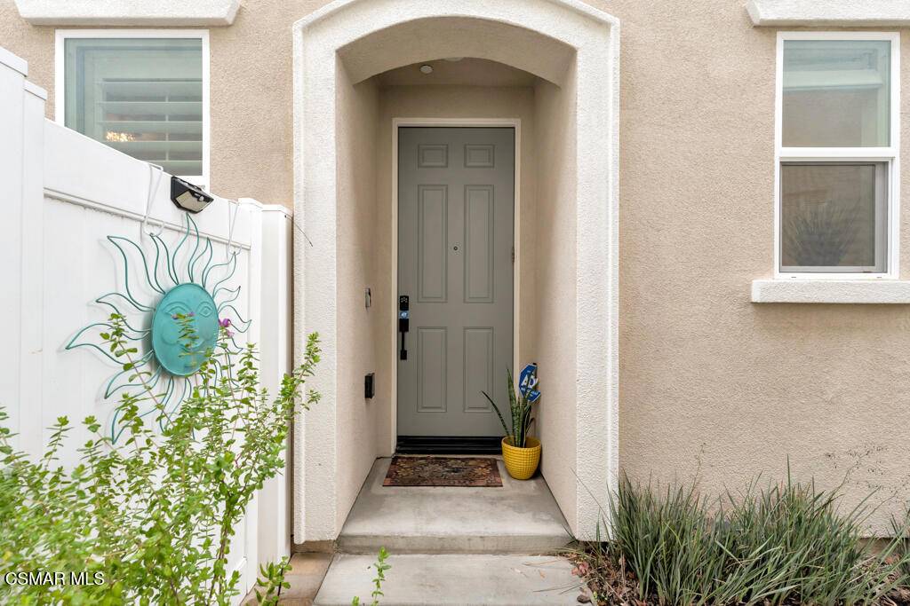 West Hills, CA 91304,8565 N Walnut WAY