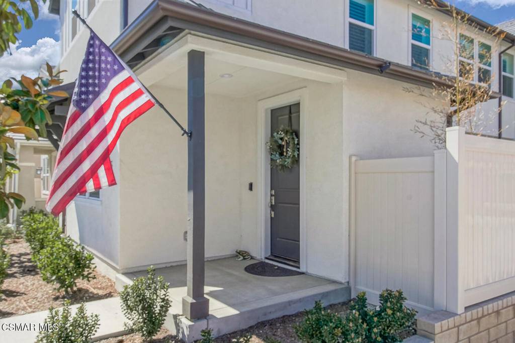 Ventura, CA 93004,10835 Red Bluff RD