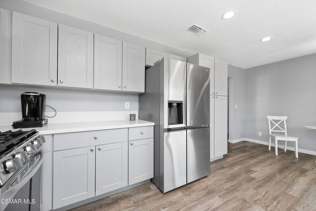 Simi Valley, CA 93065,2378 Lansing PL