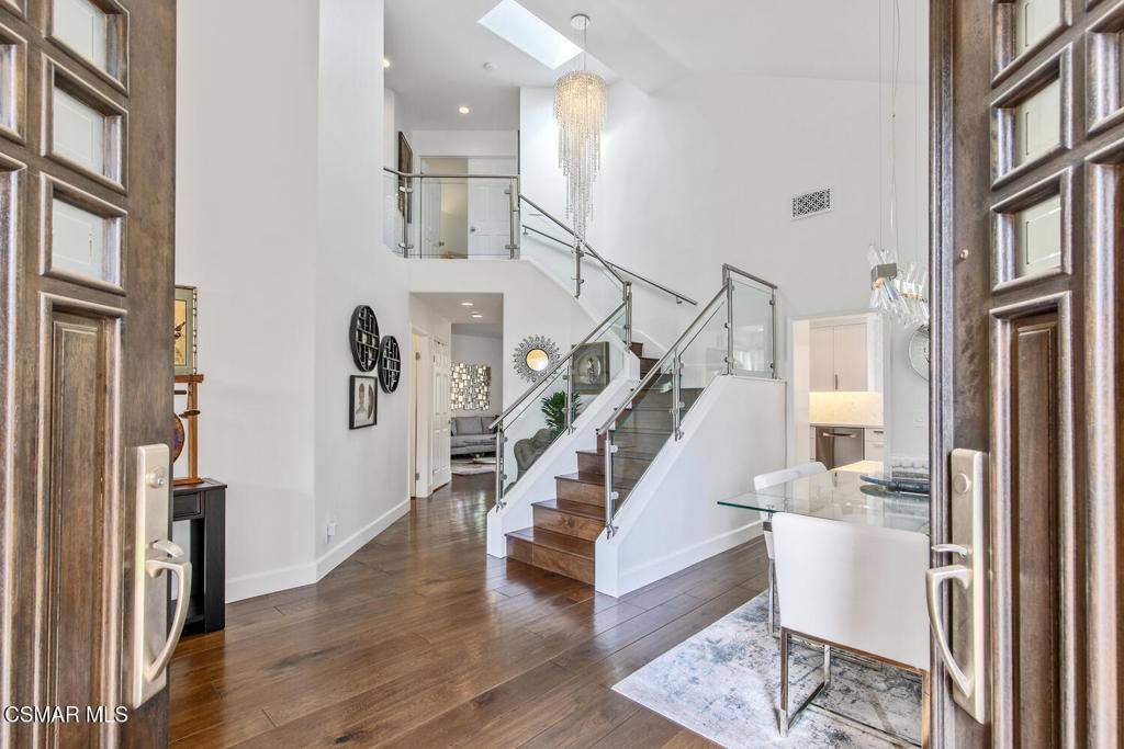 Oak Park, CA 91377,5193 Churchwood DR