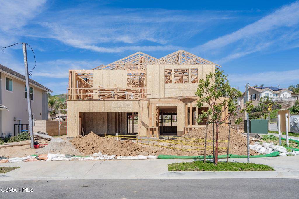 Simi Valley, CA 93063,4699 Summit AVE