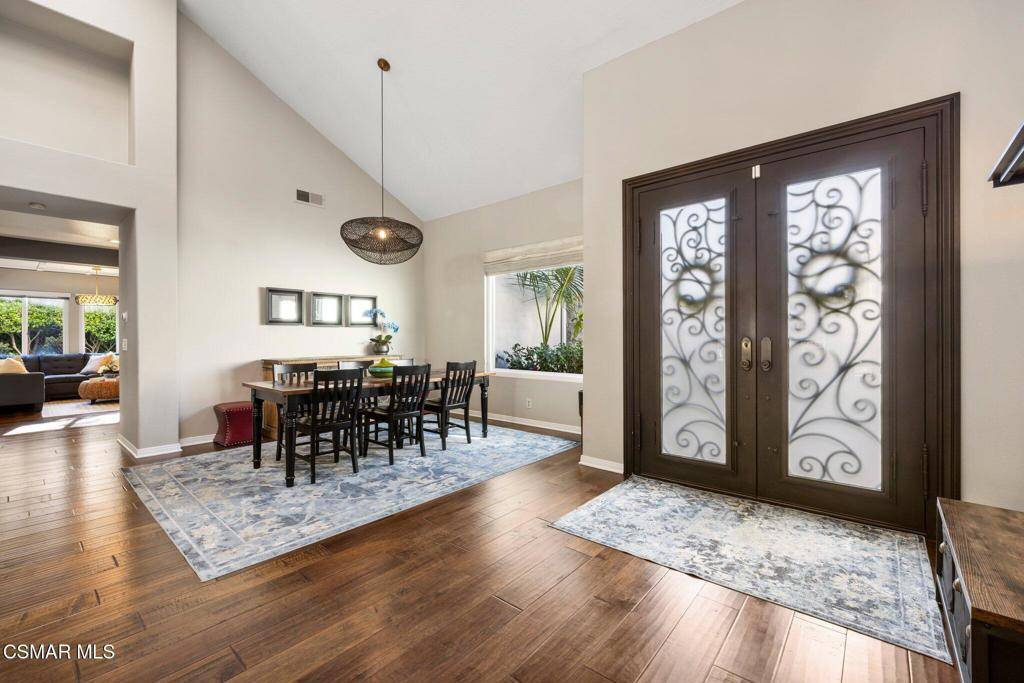 Westlake Village, CA 91361,32766 Barrett DR
