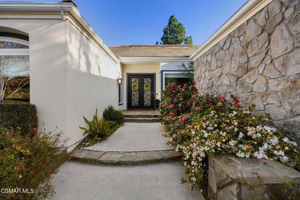 Westlake Village, CA 91361,32766 Barrett DR