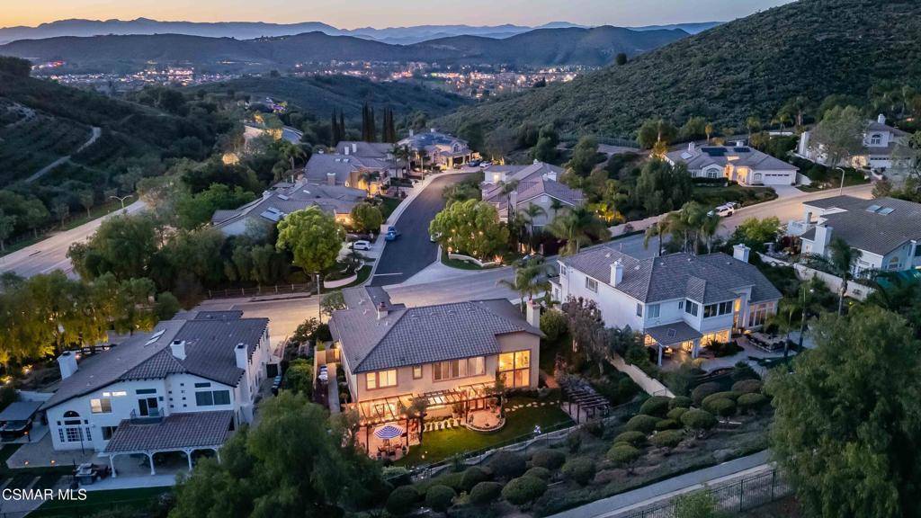 Simi Valley, CA 93065,368 High Meadow ST