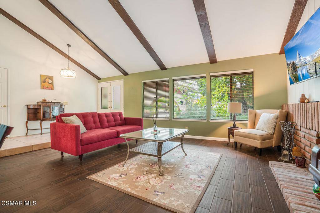 Agoura Hills, CA 91301,28701 Colina Vista ST