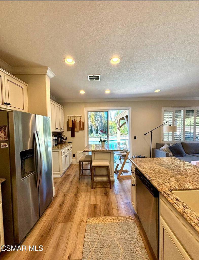 Newbury Park, CA 91320,653 Camino De La Luz
