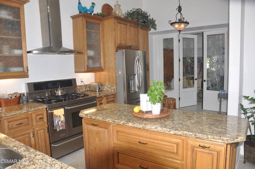 Westlake Village, CA 91361,1064 Finrod CT