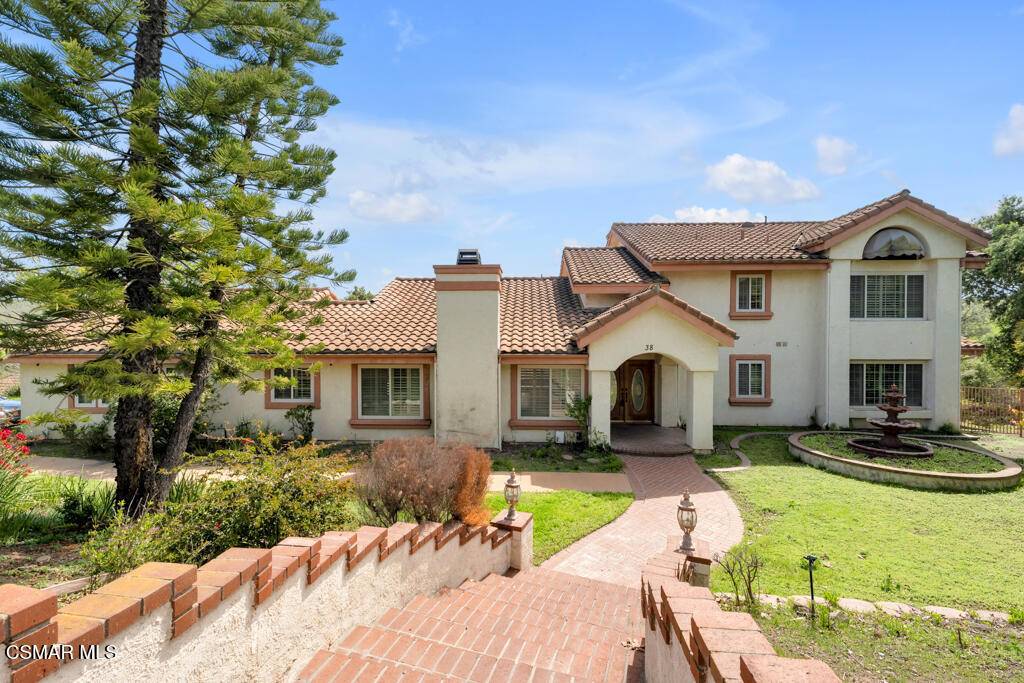 Thousand Oaks, CA 91360,384 Camino De Celeste
