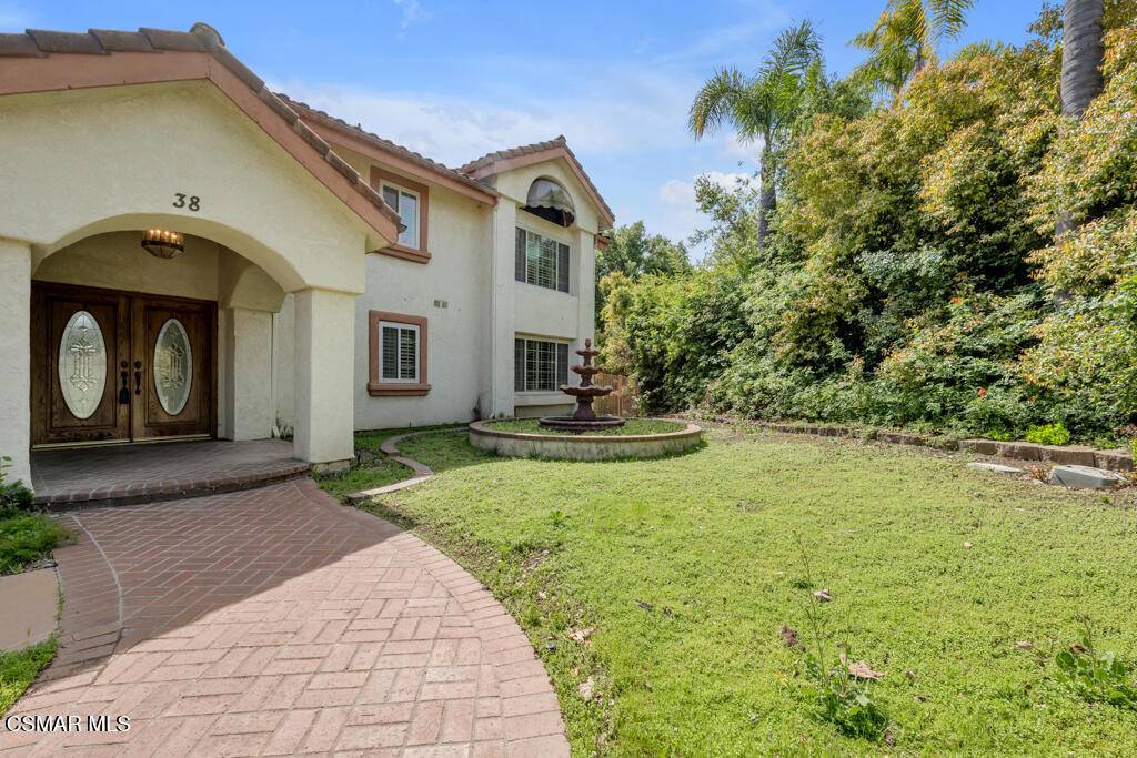 Thousand Oaks, CA 91360,384 Camino De Celeste