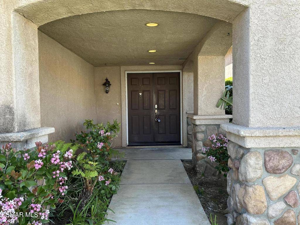 Simi Valley, CA 93063,1755 Empty Saddle RD
