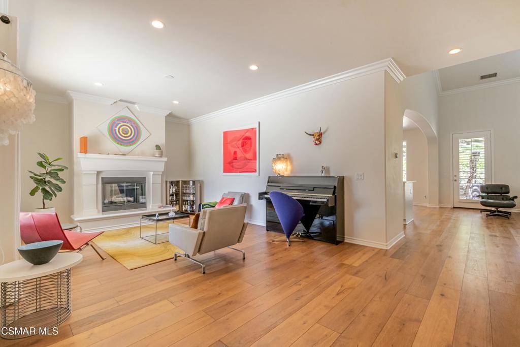 Newbury Park, CA 91320,127 Via Pacifica