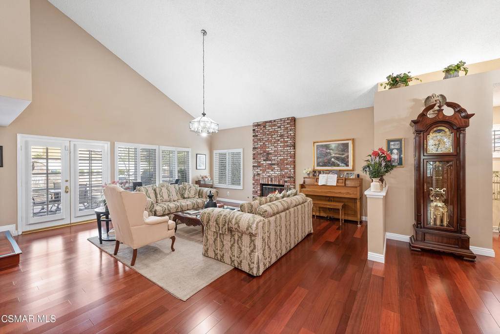 Thousand Oaks, CA 91362,3339 Baccarat ST