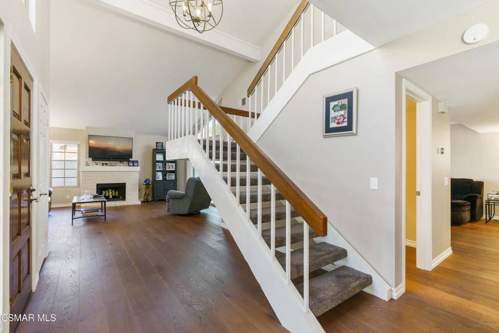 Thousand Oaks, CA 91320,428 Maidstone LN
