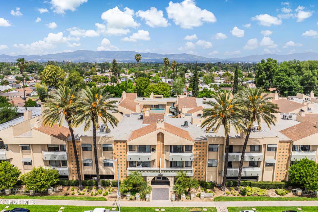 Reseda, CA 91335,19009 Sherman WAY #10