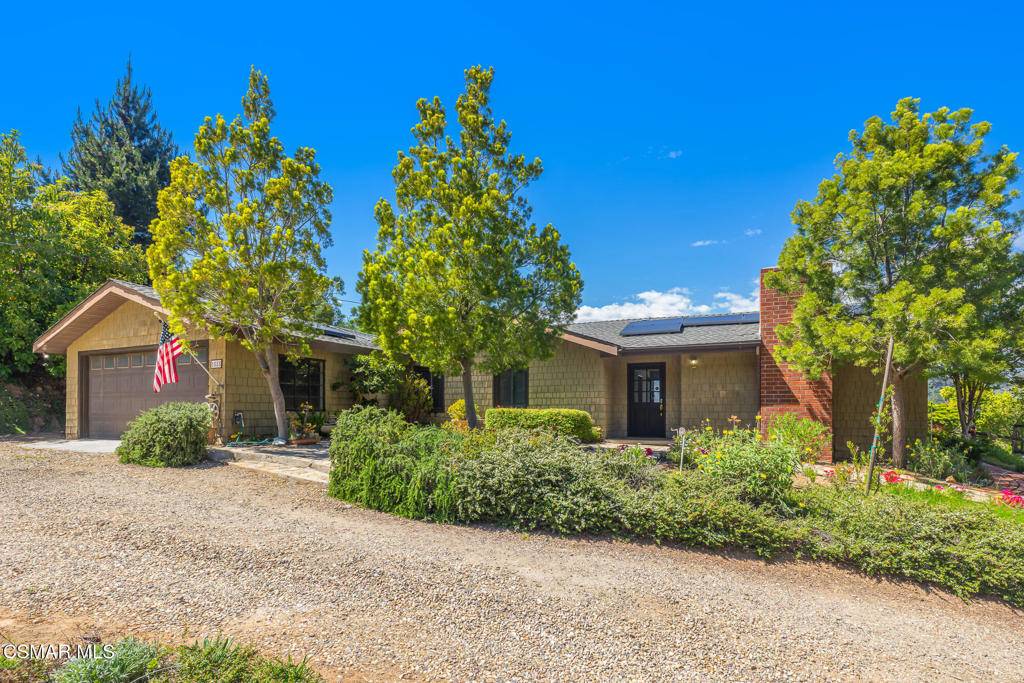 Ojai, CA 93023,1585 Loma DR