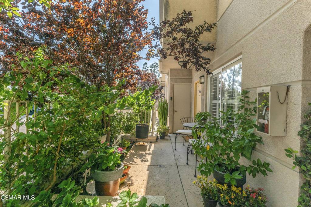 Woodland Hills, CA 91364,5200 Premiere Hills CIR #127