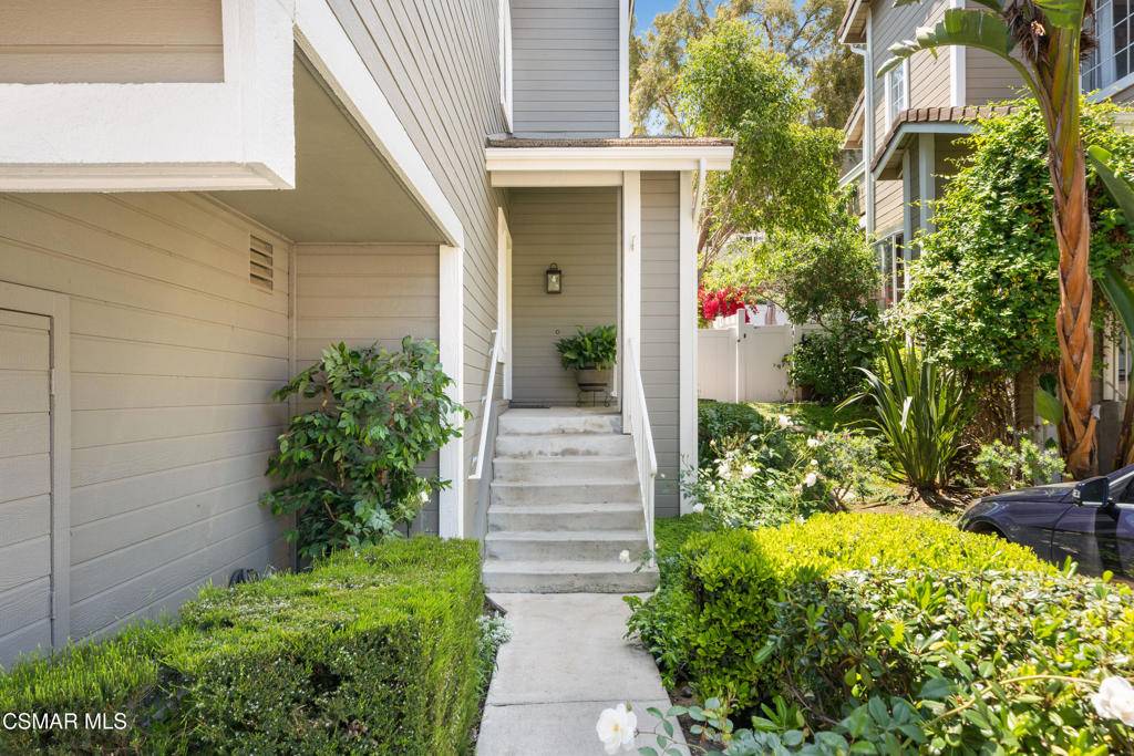 Westlake Village, CA 91361,30966 Minute Man WAY