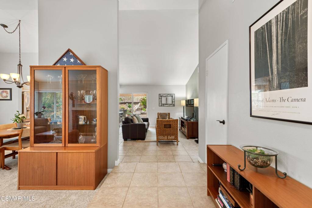 Thousand Oaks, CA 91320,161 Los Vientos DR