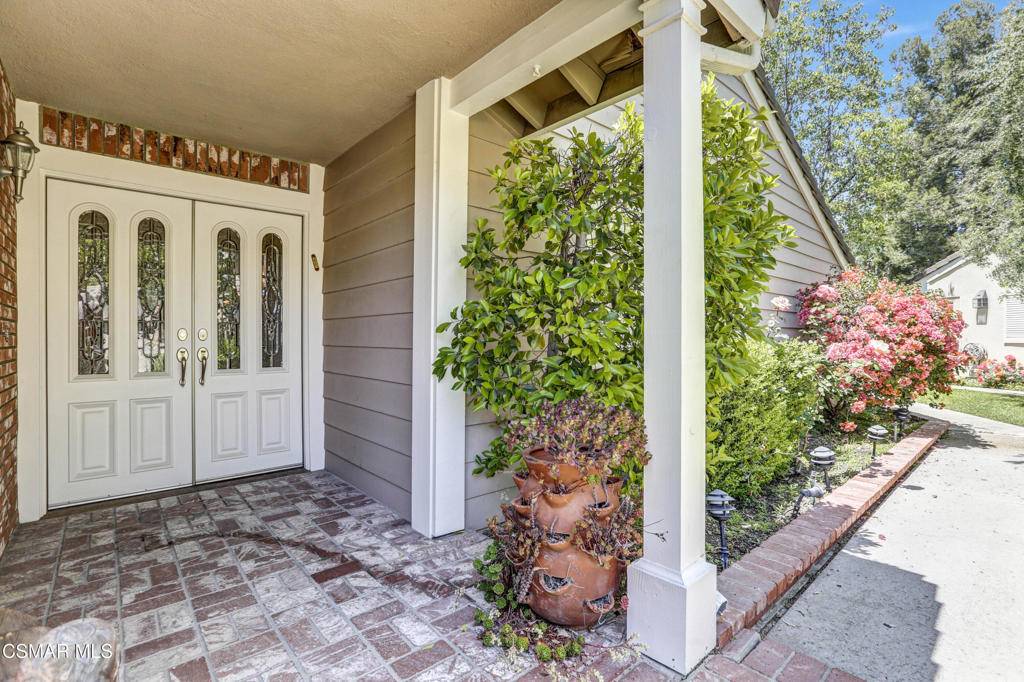 Westlake Village, CA 91361,2942 Winding LN