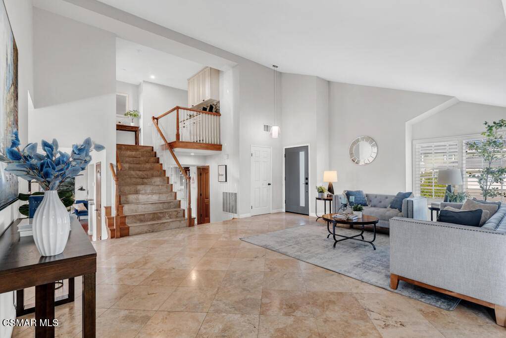 Moorpark, CA 93021,4485 Clearcreek CT
