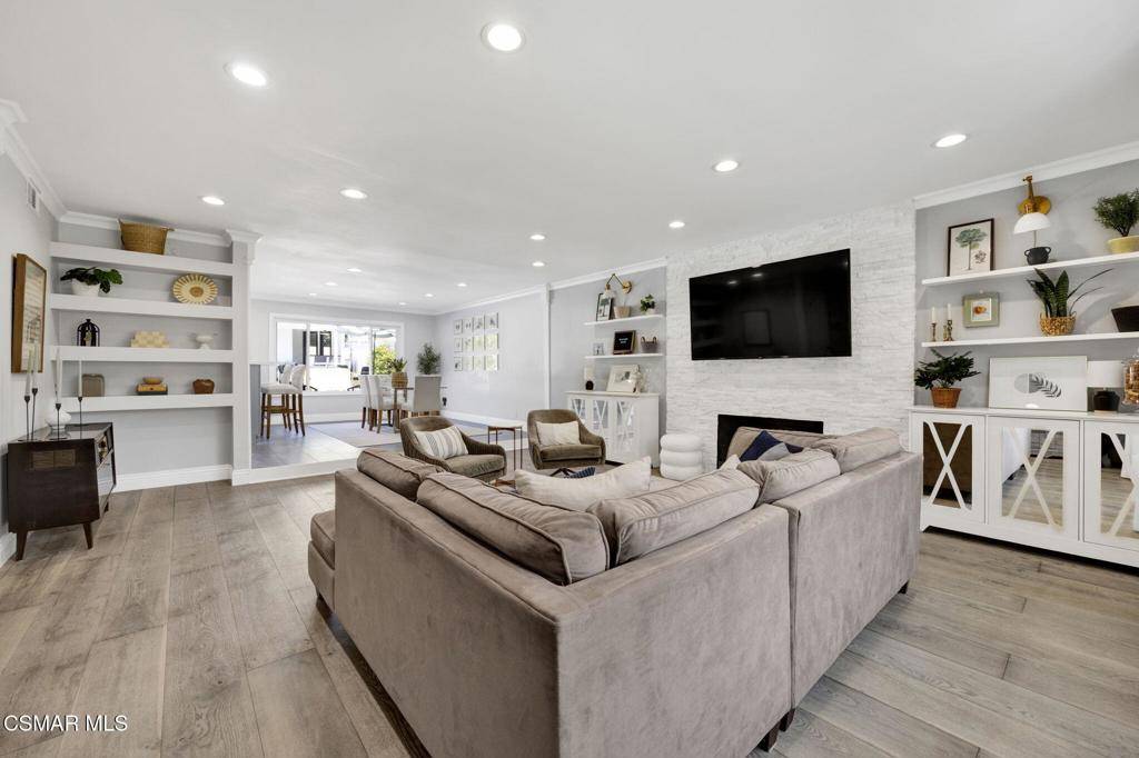 Calabasas, CA 91301,5308 Ambridge DR