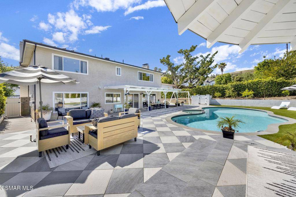 Calabasas, CA 91301,5308 Ambridge DR