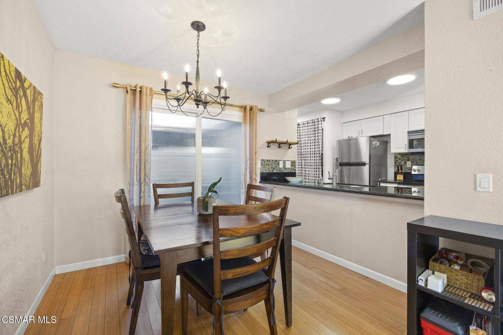 Agoura Hills, CA 91301,28654 Conejo View DR