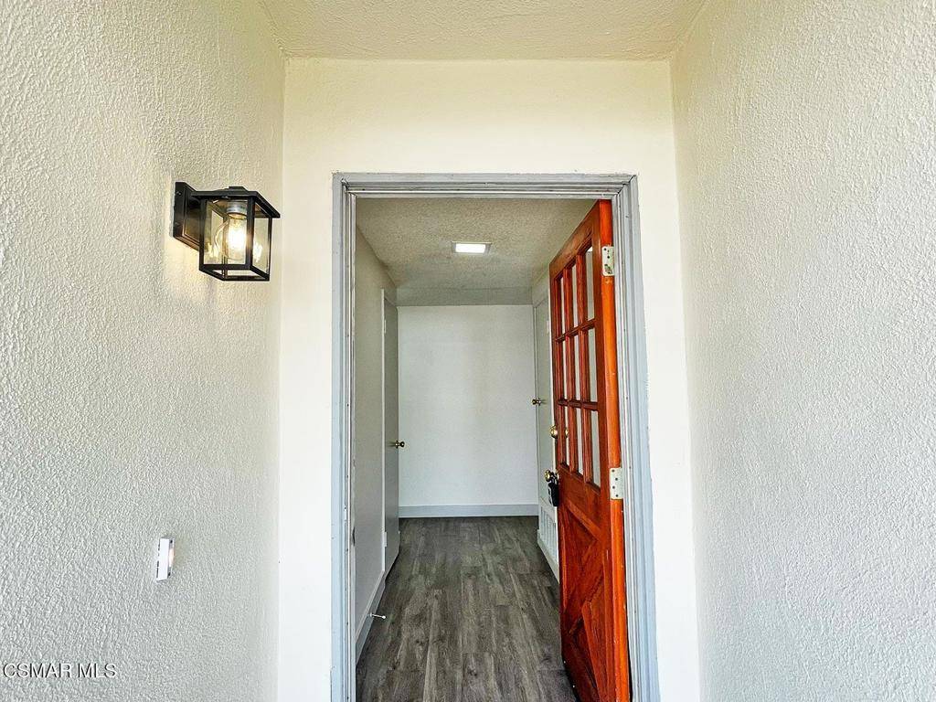 Simi Valley, CA 93065,2223 Madrone ST