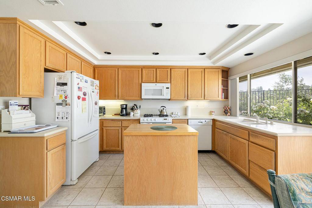 Calabasas, CA 91302,3804 Eddingham AVE