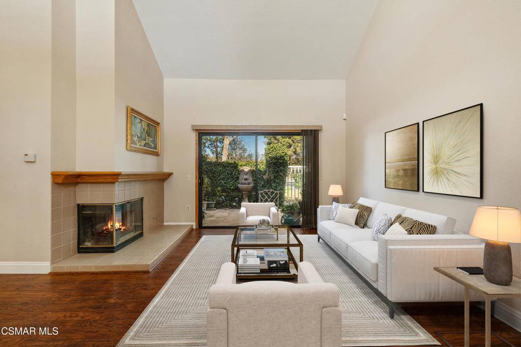 Camarillo, CA 93012,5755 Recodo WAY