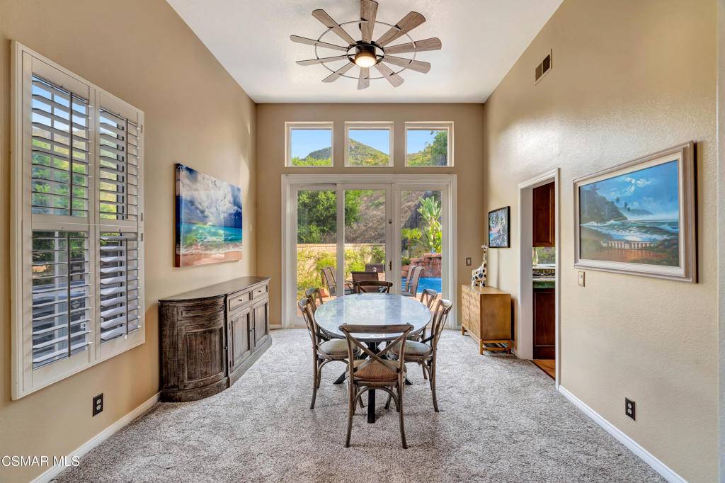 Westlake Village, CA 91361,32834 Barrett DR