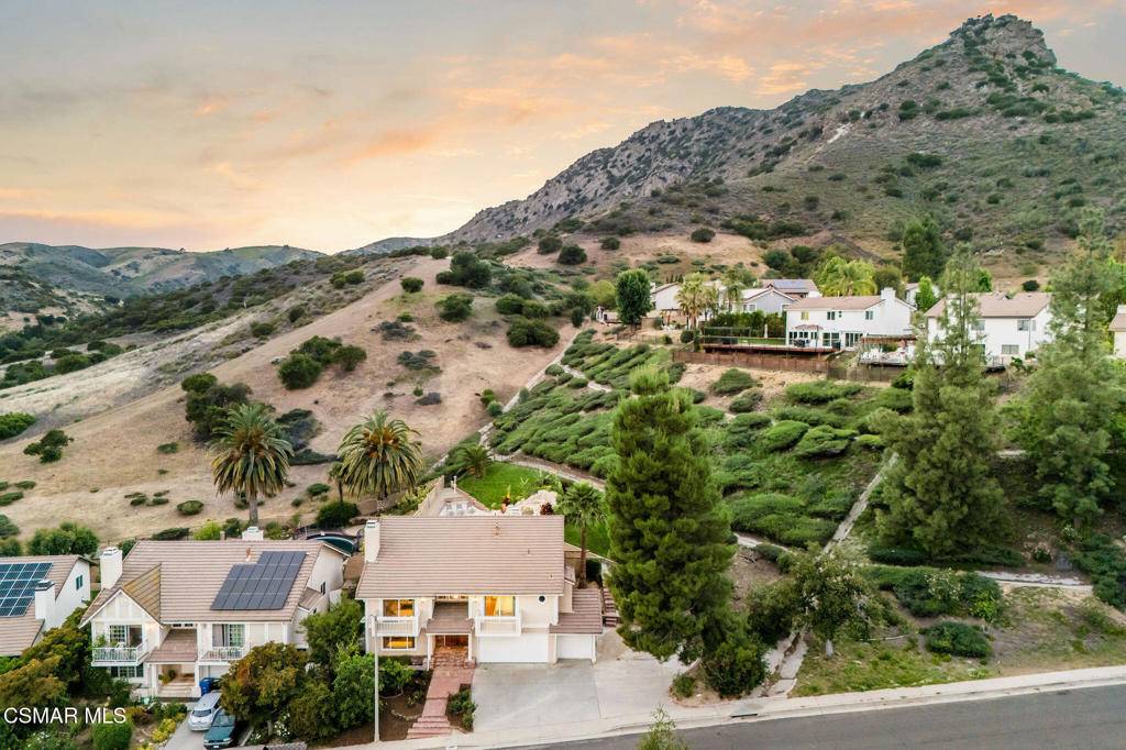 West Hills, CA 91307,6919 Castle Peak DR