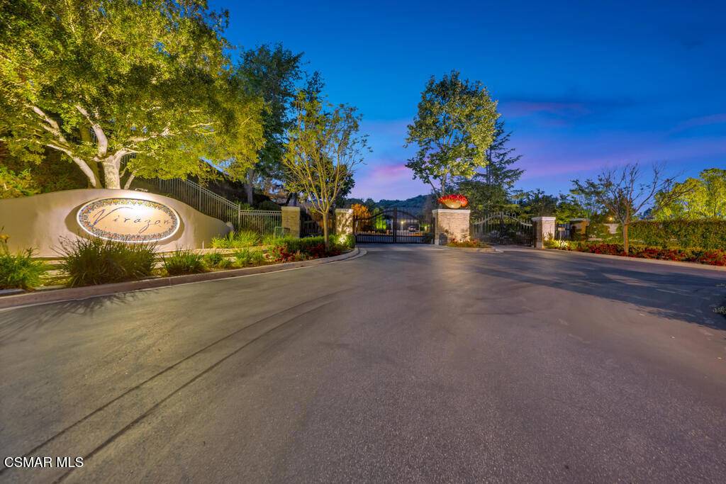 Newbury Park, CA 91320,1048 Via Adorna