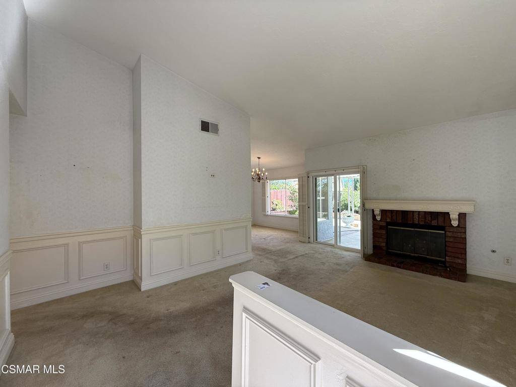 Simi Valley, CA 93065,2832 Thicket PL