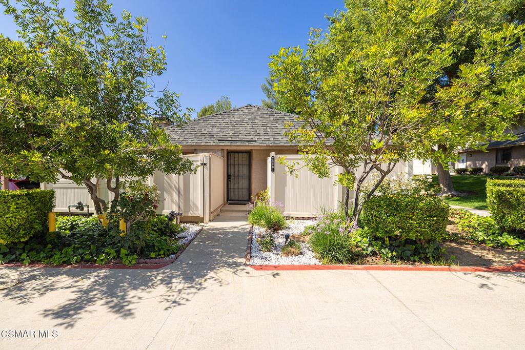 Agoura Hills, CA 91301,28801 Conejo View DR