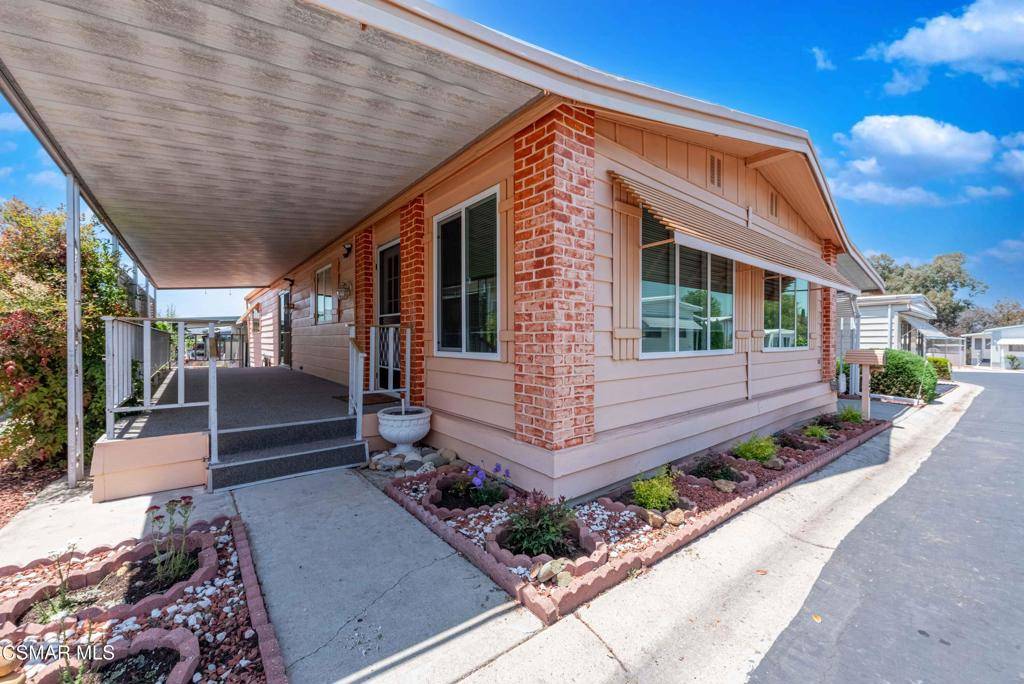 Newbury Park, CA 91320,51 Saint Charles CT #51
