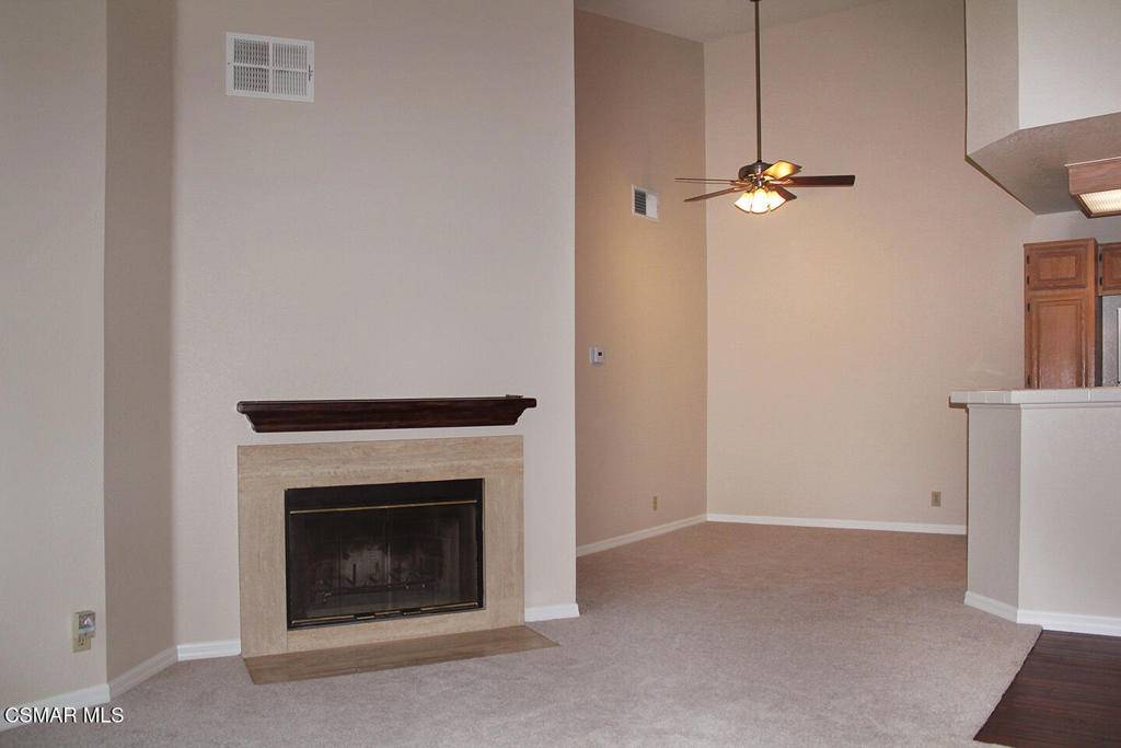 Oak Park, CA 91377,697 Sutton Crest TRL #Tl309