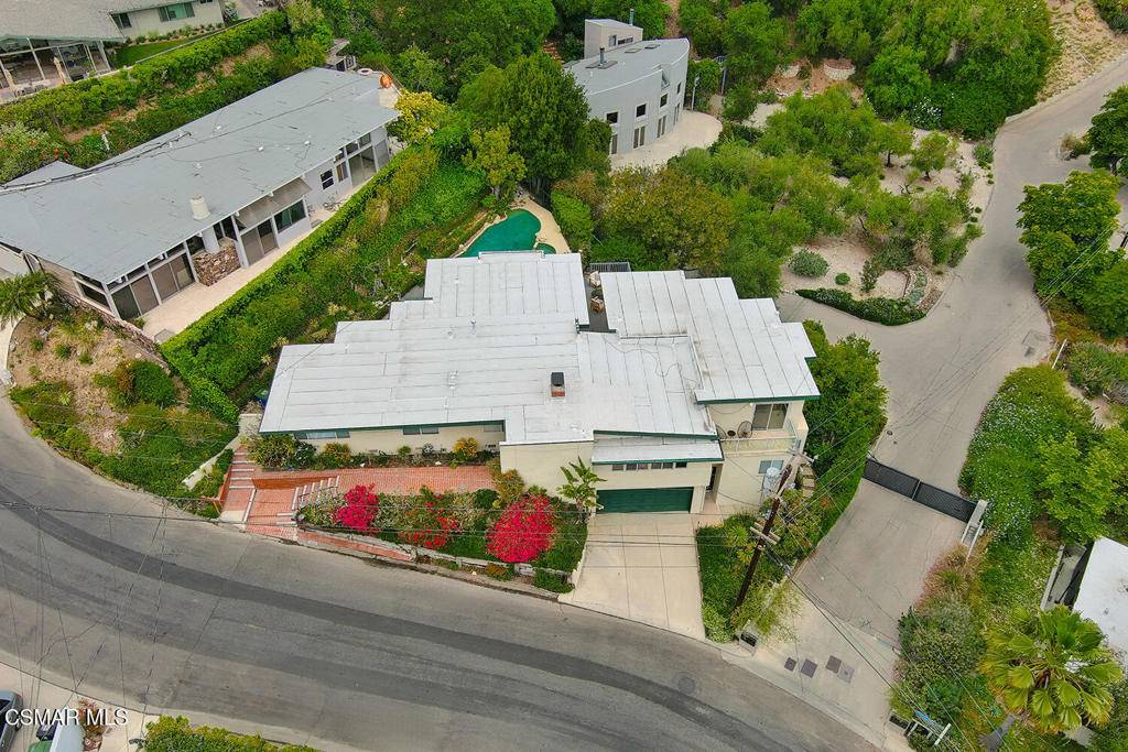Los Angeles, CA 90049,1408 N Kenter AVE