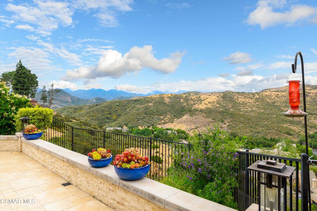 Westlake Village, CA 91361,1660 Valecroft AVE